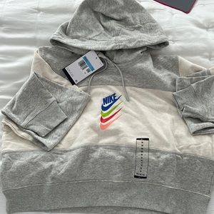 Nike Cropped Hoodie